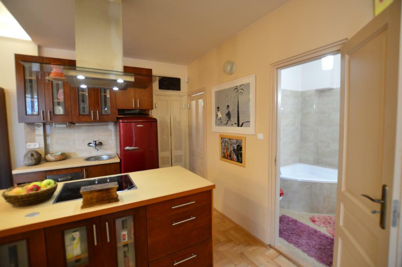 Art Styles Boutique Apartment Сентендре Екстер'єр фото